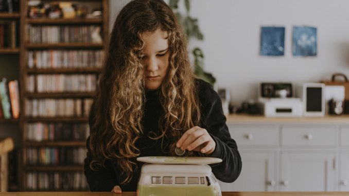 10 smarta sätt att spara pengar illustration